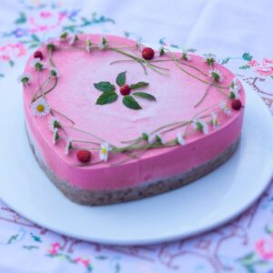 Bright_Pink_Heart_Cake_CGC164_Cakes_Delivery_In_Jaffna_CAKESANDGIFTS.COM