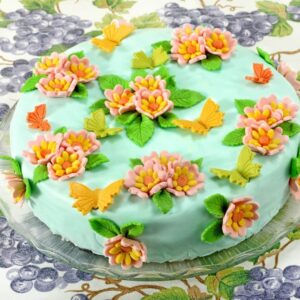 Butterfly_in_a_Garden_Cake_CGC135_Cakes_Delivery_In_Jaffna_CAKESANDGIFTS.COM