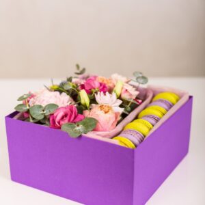 CGF121_Flowers_Gift_Delivery_In_Jaffna_CAKESANDGIFTS.COM