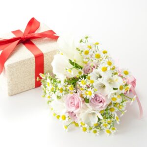 CGF133_Flowers_Gift_Delivery_In_Jaffna_CAKESANDGIFTS.COM