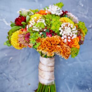 CGF140_Flowers_Gift_Delivery_In_Jaffna_CAKESANDGIFTS