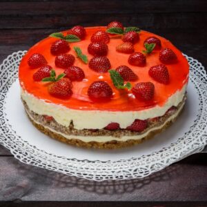 Cheesecake_with Strawberry_glaze_CGC111_Cakes_Delivery_In_Jaffna_CAKESANDGIFTS.COM