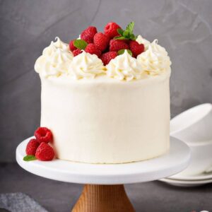 Red_Velvet_Cake_CGC118_Cakes_Home_Delivery_In_Sri Lanka_CAKESANDGIFTS.COM